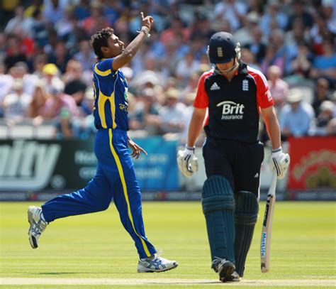 Sri lanka secure a famous victory over the tournament hosts! Best Cricket Wallpapers: England v Sri Lanka 3rd ODI ...