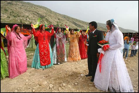Alfred Yaghobzadeh Photography Iran Shiraz Traditional Wedding In Irantheir Dance Is