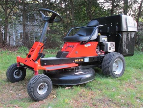 Ariens Rm1028 Rear Engine Rider With Twin Bin Bagger Ronmowers