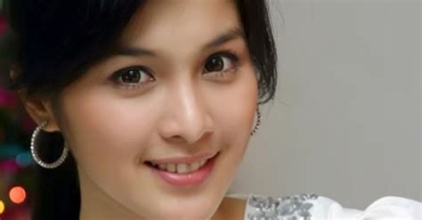 Sandra Dewi Indonesian Actress Blogger Sumedang