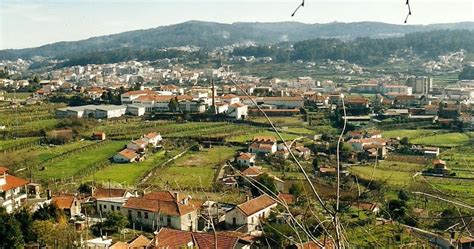 En esta página se muestran las empresas de la ciudad de vale de cambra: Monumentos e Sítios: Vale de Cambra