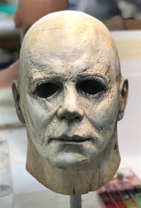 With halloween kills delayed i thought we wouldn't have anything to talk about, but my friends over at fandom empire brought over something really cool. Behind the Mask - Make-Up Artist Magazine
