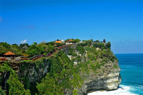 Uluwatu Temple In Bali Balis Scenic Cliff Temple Go Guides