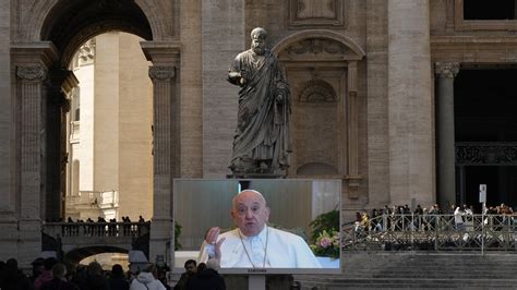 Pope Approves Blessings For Same Sex Couples If The Rituals Dont Resemble Marriage Mpr News