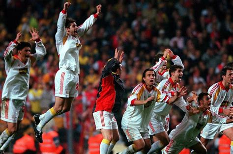 Galatasarays Uefa Cup Victory On May 17 2000 Making Of A Revolution