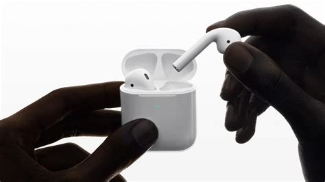 The earbuds are expected to have a rounded design with either no stem or a. AirPods: Wo ist der Top-Preis für AirPods Pro und AirPods 2?