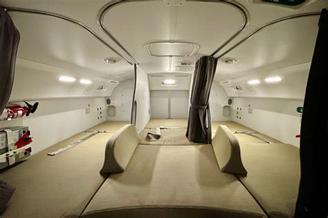 Dreamliner Crew Rest The Secret Space Where Your 787 Pilots