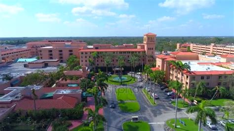Aerial Establishing Shot Footage Miami Baptist Hospital — Stock Video