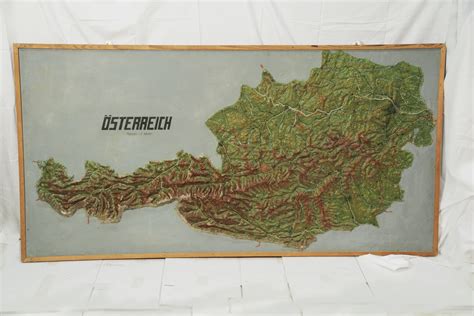Finden sie auf der karte von österreich eine gesuchte adresse, berechnen sie die route von oder nach österreich oder lassen. Österreich Karte Relief | bombastic.at