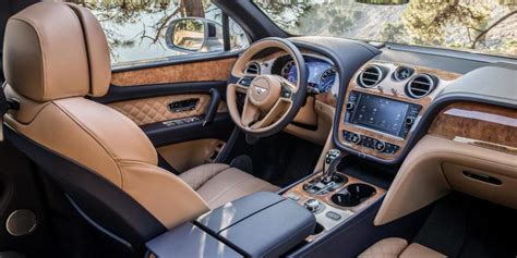 2017 Bentley Bentayga Luxury Suv News