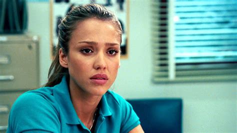 Jessica Alba Says She Doesnt Work Out Makes Us Question Everything