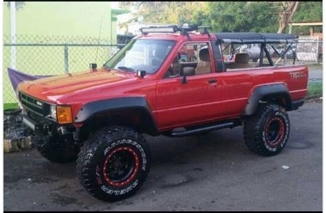 First Generation Toyota 4runner That Put Suv Format On The Map Artofit