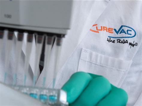 Depuis début novembre, l'allemagne met en place sa stratégie de vaccination. VACCIN CONTRE LE COVID-19 : UNE TECHNOLOGIE ALLEMANDE ...