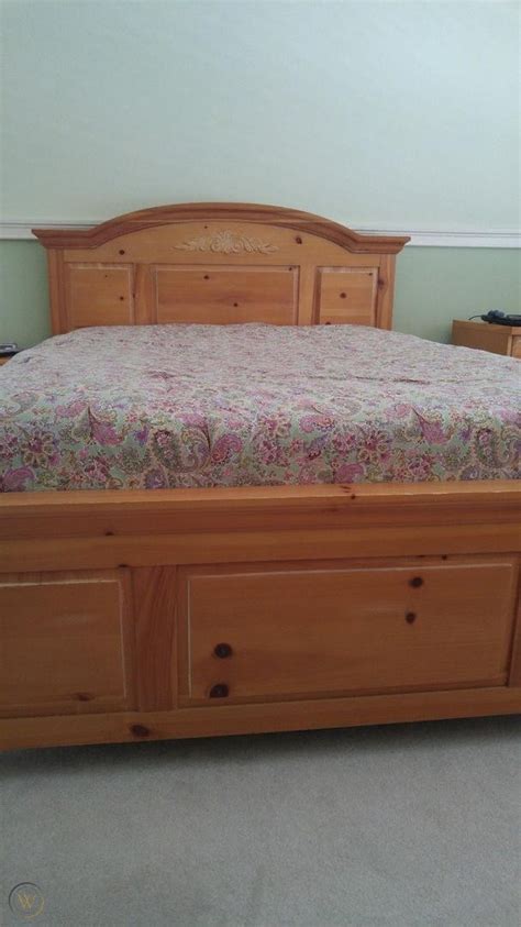 Furnituire Broyhill Fontana Queen Bedroom Set 1863680488