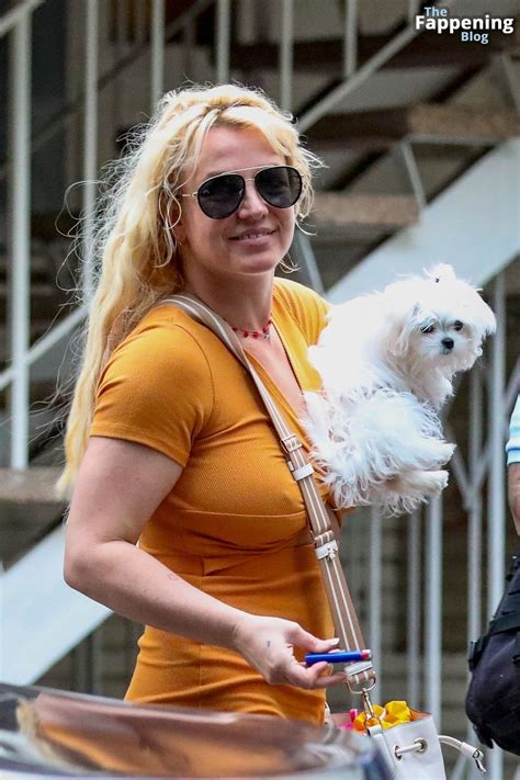 🔴 britney spears goes braless in hollywood 21 photos fappeninghd