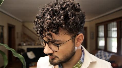 24 Best Way To Style Curly Hair For Guys