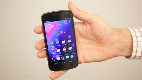 Samsung Galaxy Nexus Review Verizon Scores Big Cnet