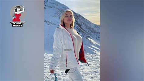 Olyria Roy Curvy Model Plus Size Wiki Body Positivity Instagram