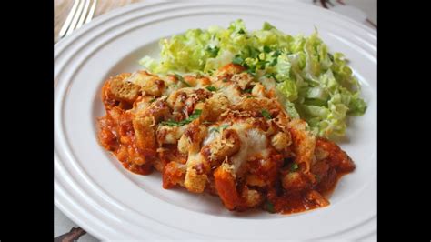 What better way to feed a family of hungry kiddos than with an easy but wonderful 7. Chicken Parmesan Casserole 2012 - Easy Chicken Parm Bake ...