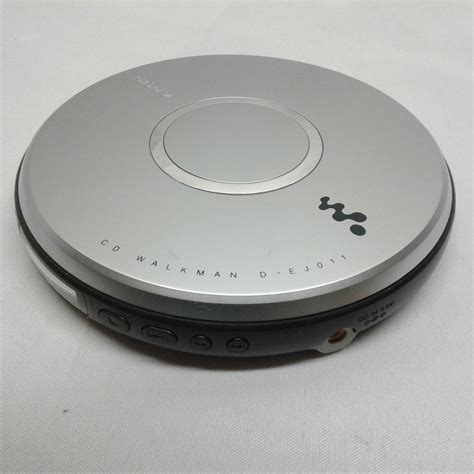 Sony Walkman D Ej011 Portable Cd Player G Protection Silver Milton