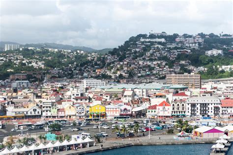 Vue De Port De La Martinique De Fort De France Image Stock éditorial