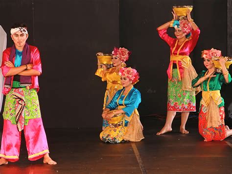 Mengenal 3 Keunikan Tari Jaipong Tarian Khas Jawa Barat