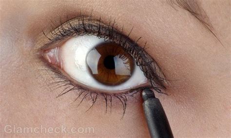 Maybe you would like to learn more about one of these? How to apply pencil eyeliner on lower lid | How to apply ...