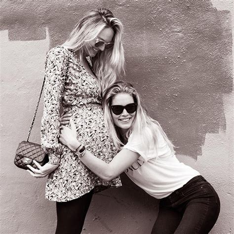Supermodel Candice Swanepoel Stuns With Her Pregnancy Style Get Ahead