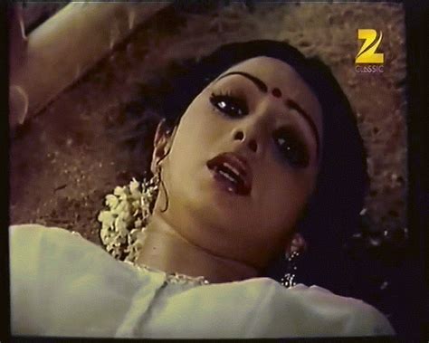 Actress Sridevi Hot Sexy  Imagesbest Navel And Cleavage Showing
