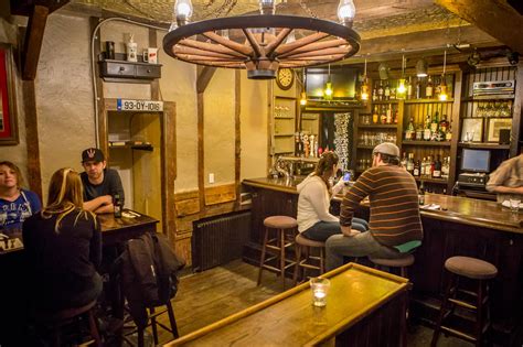 The Best Irish Pubs In Toronto