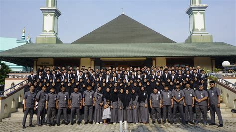 Gallery Minhaajushshoobiriin Islamic School