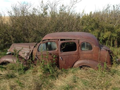pin by anthony on junked classic vehicles rusty cars abandoned cars old trucks