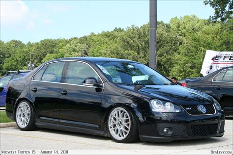 Mk5 Jetta Stance