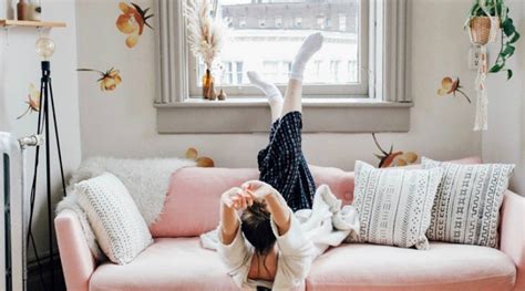 11 Ways To Practice Self Care In 15 Minutes Or Less