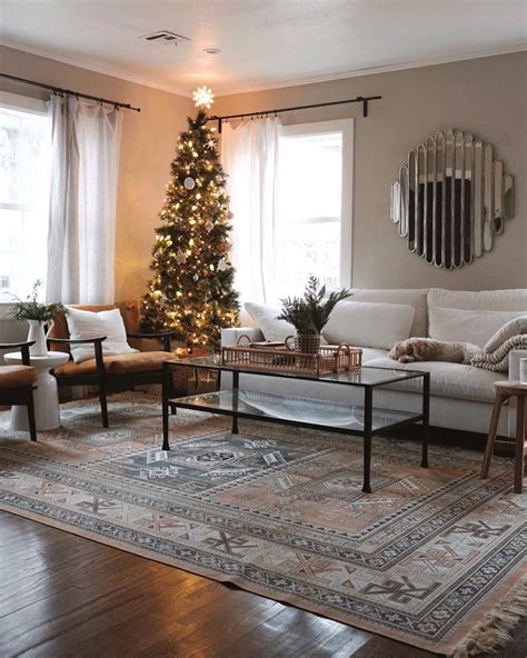 30+ brilliant holiday decorations for small spaces. Simple boho living room for Christmas | Christmas living rooms, Boho living room, Simple decor