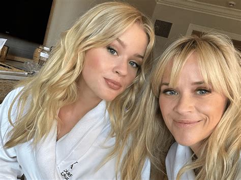 Ava Phillippe And Reese Witherspoon Both Love This Face Oil For A Dewy Glow