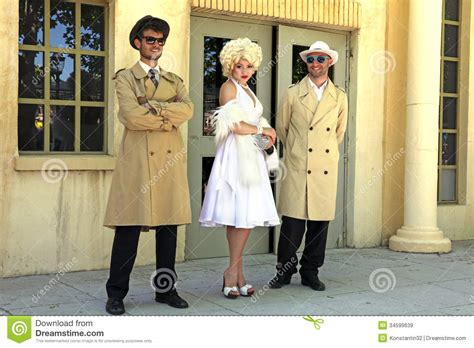 Where love rules, there is no will to power; Imitator Marylin Monroe Und Jungen In Barselona. Marylin ...