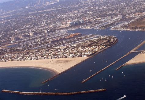 Marina del Rey, California :: Worlds Best Beach Towns