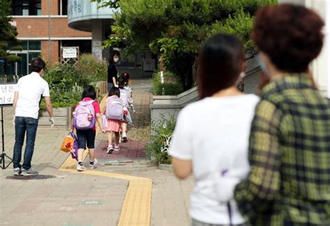 혈액형이 성격을 결정한다는 혈액형 성격설을 퍼뜨리는 혈액형에 관한 간단한 고찰이라는 불쏘시개가 2015년 2월 27일에 종결되었다.만세 1 뭐 이 만화만 그런 건 아니고 옛날부터 싸이월드 허세 글. 채연 구혜선 장근석… '싸이월드 허세' 그 멍에의 흑역사들 ...