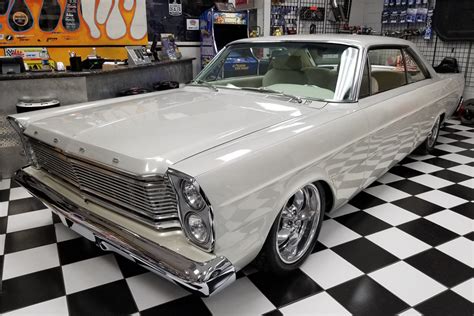 1965 Ford Galaxie 500 Custom Coupe Front 34 211923