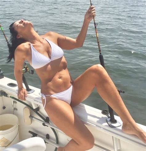 Gone Fishin Bikini Milf Flaunts Tight Af Crimmy