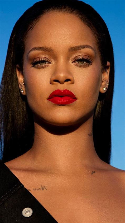 Rihanna From 2017 Beauty Award Winners Makeup E News