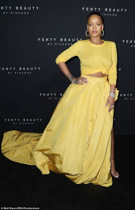 Rihanna Glows In Yellow Skirt For Fenty Beauty Launch Daily Mail Online