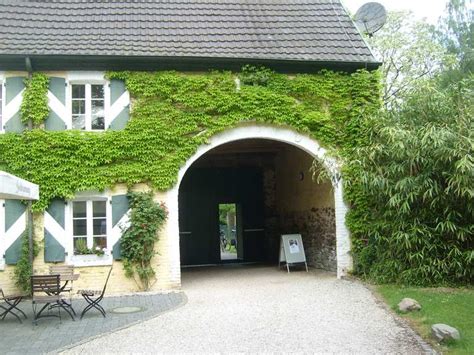 5,475 likes · 271 talking about this. Wasserburg Haus Graven - Langenfeld (Rheinland), Mettmann ...
