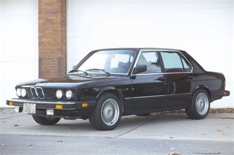 1984 Bmw 533i 5 Speed For Sale On Bat Auctions Sold For 28000 On