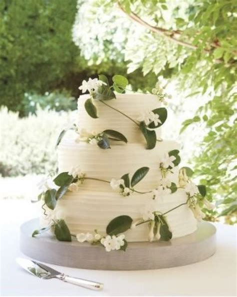 Garden Wedding Gorgeous Garden Inspired Wedding Cake