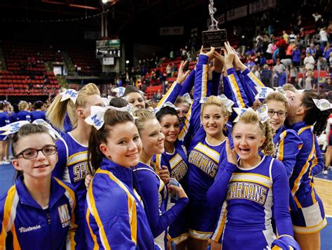 Photos And More M E Wins Stac Cheerleading Crown Usa Today High