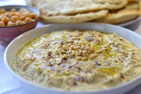 Hummus And Laffa Bread Hummus Savoury Baking Israeli Hummus