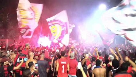 Flamengo En El Mundial De Clubes La Espectacular Despedida De Los Hinchas Del Mengao Para El
