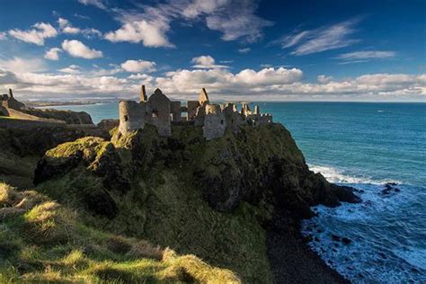 Dunluce Castle Travel Guide And Map Nordic Visitor